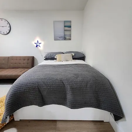 Holiday home Cozy Newly Remodeled Close To Hot Attractions Disneyland, Beach, Knott's Berry Farm *