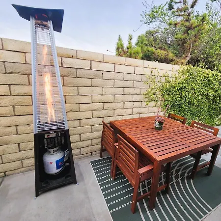 Holiday home Cozy Newly Remodeled Close To Hot Attractions Disneyland, Beach, Knott's Berry Farm Garden Grove